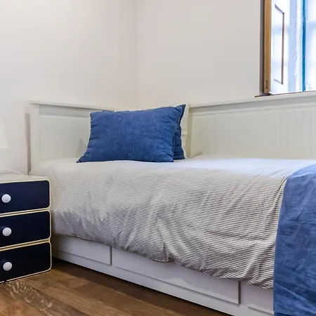 Casa Do Crasto بيت للعطل