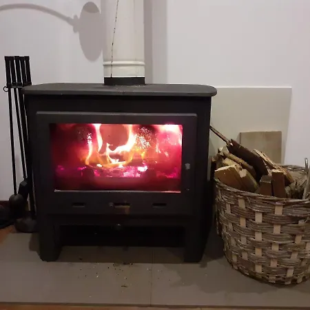 Casa Do Crasto بيت للعطل